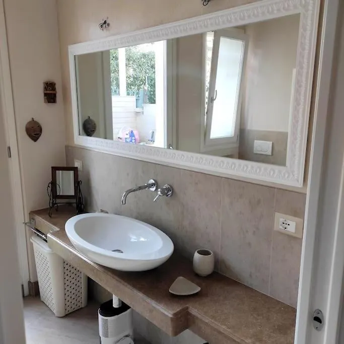 La Casa Di Lillo Villa Marina di Pietrasanta Italy